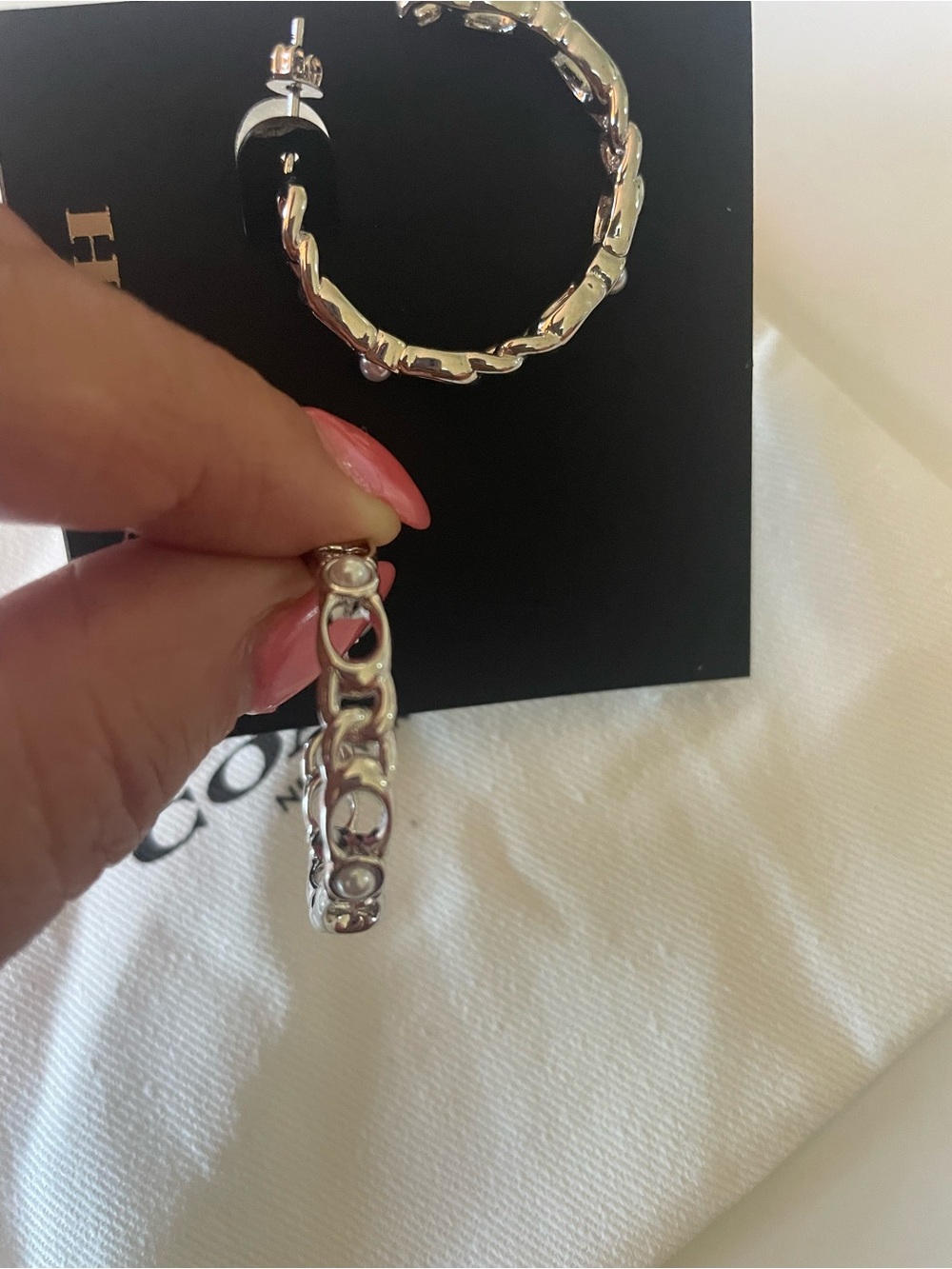 Coach Polished Silver Chain-Link Hoop Earrings - Picture 4 of 5
